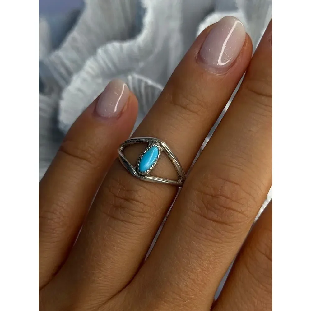 925 Sterling Silver Turquoise Ring Size 5.5 - Picture 4 of 5